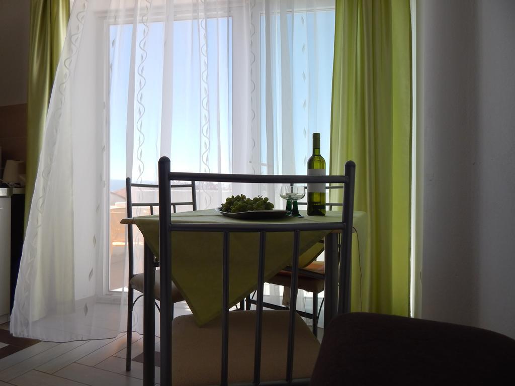 Apartments Sofija Podstrana Esterno foto